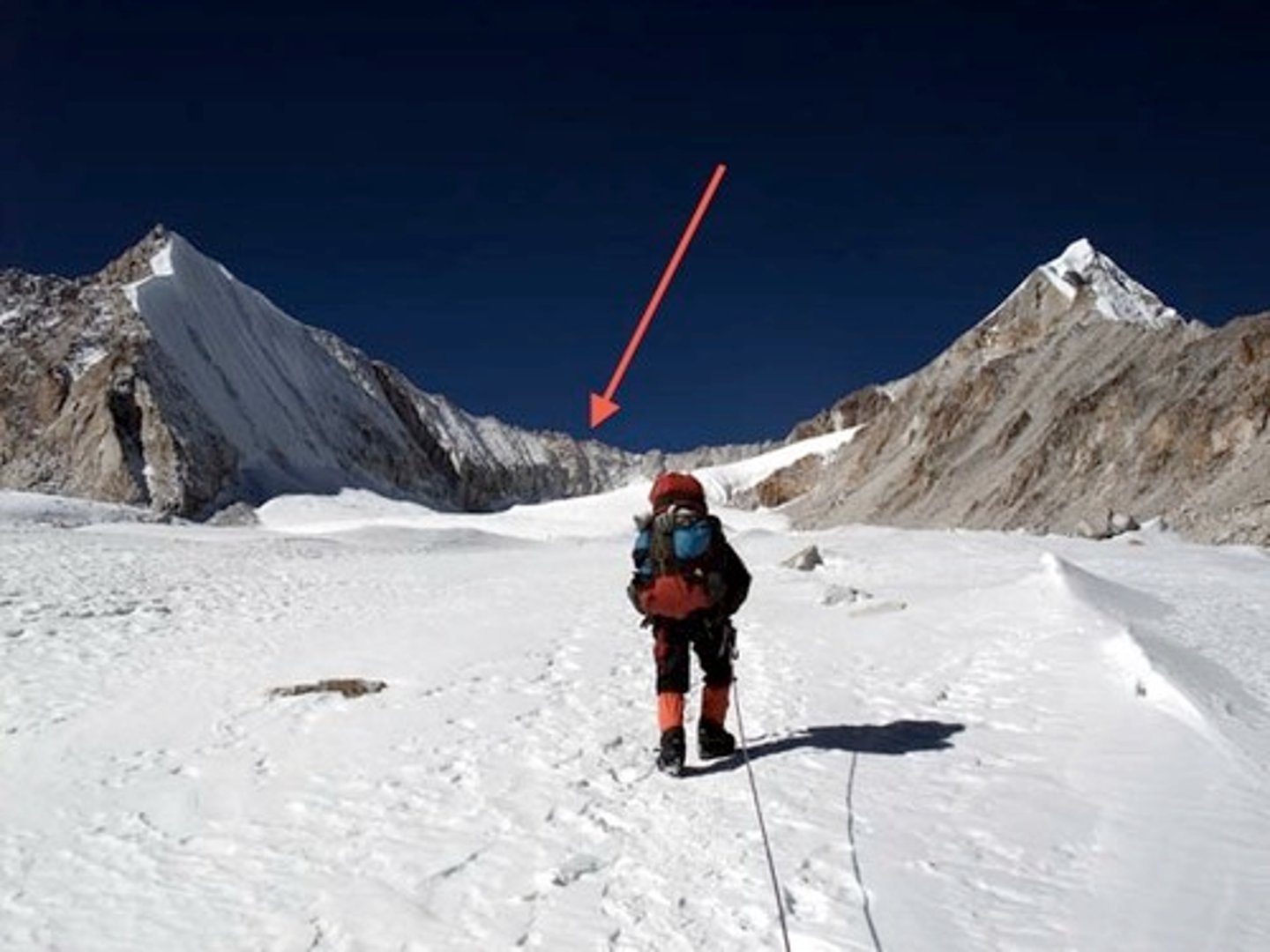 <p>A saddle shaped arete</p>