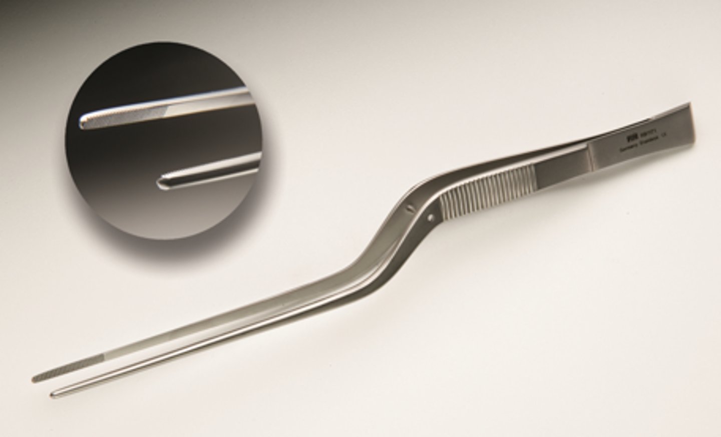 <p>Fine-tipped forceps used in neurosurgery for delicate brain tissue.</p>