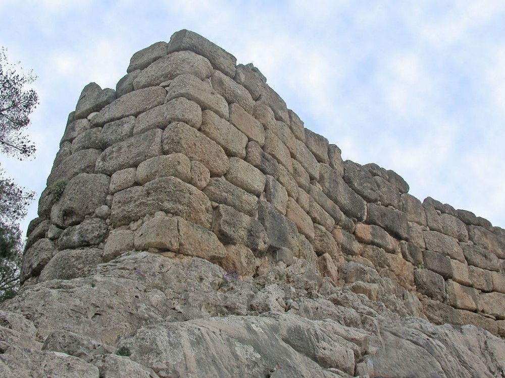 <p>Cyclopean walls </p>