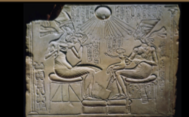 <p>AKEНNATON, NEFERTITI &amp; 3 DAUGHTERS</p>