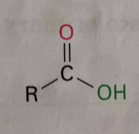 <p>Omdannelse fra carboxylsyre til syrechlorid</p>