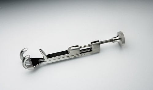 <p>Lowman Bone Clamp</p>