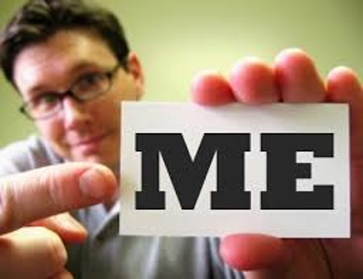 <p>cá nhân tôi</p><p>đích thân, trực tiếp</p>