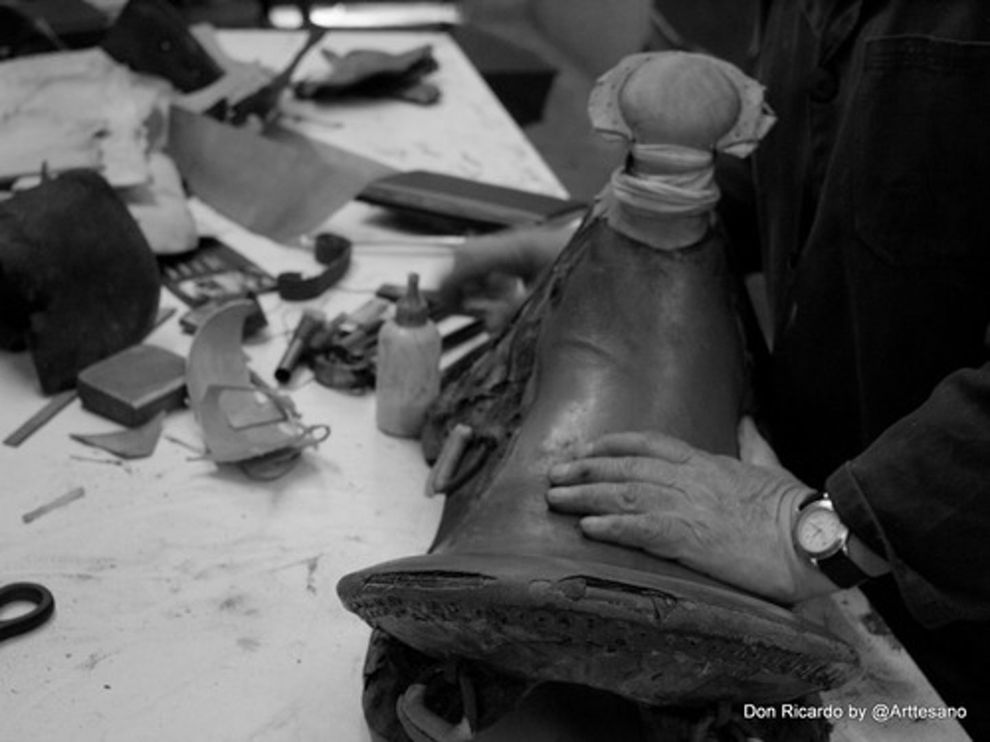<p>saddlery</p>