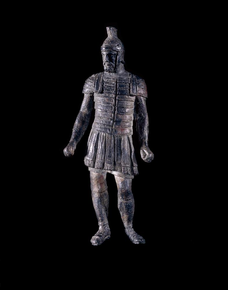 <p>Bronze statuette of a legionary soldier [3]</p>