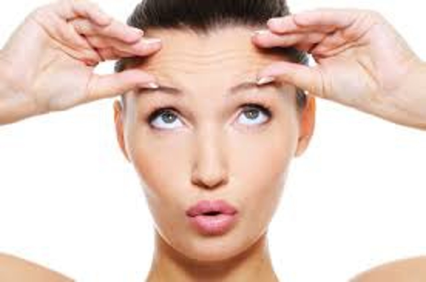 <p>/ˈrɪŋkl/: a small problem or a slight difficulty : vấn đề nhỏ, sự phức tạp nhỏ </p><p>Eg 1: There are still a few wrinkles to iron out in the plan. (Vẫn còn một vài vấn đề nhỏ cần giải quyết trong kế hoạch.) </p><p>Eg 2: The contract has some wrinkles that need clarification. (Hợp đồng có vài điểm phức tạp cần làm rõ.)</p>