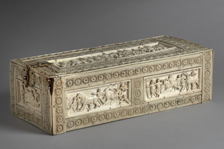 <p>patron/artist</p>