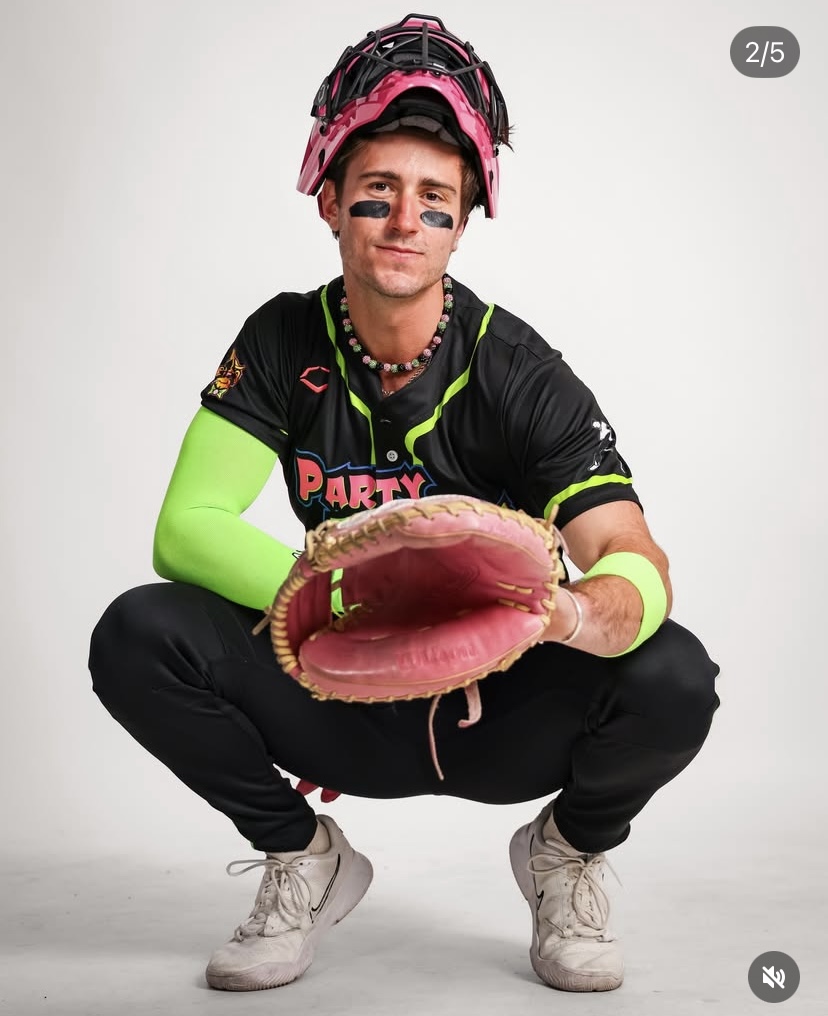 <h2 id="41catcherhollywood">41, Catcher, Hollywood</h2>