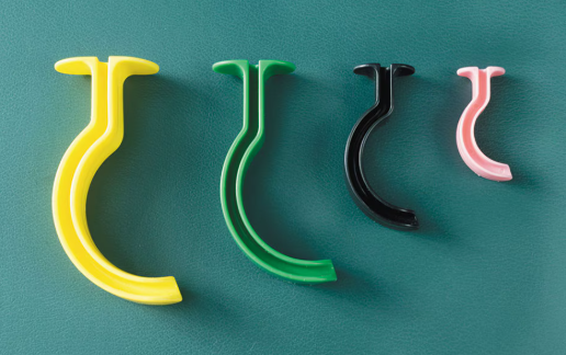 <p>a curved device inserted through the patient’s mouth into the pharynx to help maintain an open airway. only used on patients who exhibit no gag reflex</p>