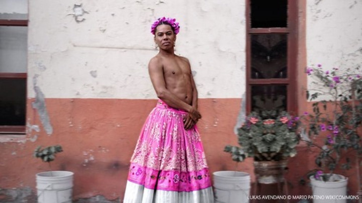 <p>third gender people from the Mexican state of Oaxaca</p>