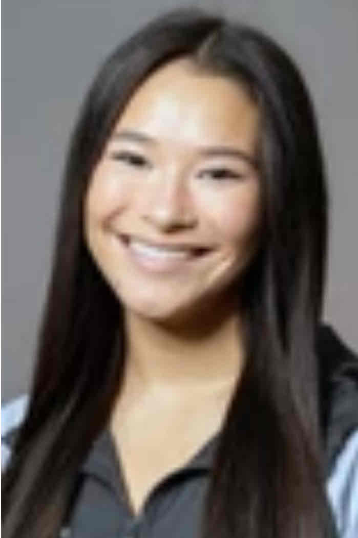 <p>Freshman - AA - Cary, Illinois</p>