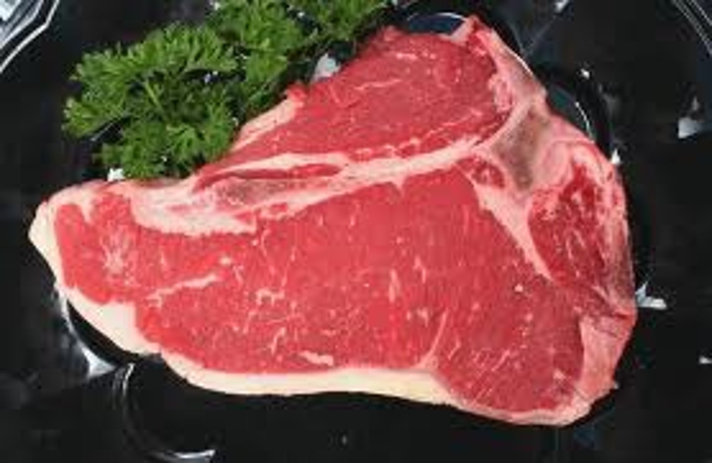 <p>The physical feel or consistency of meat.</p><p>• IELTS EX: The texture of meat is difficult to imitate in vegetarian dishes.</p>