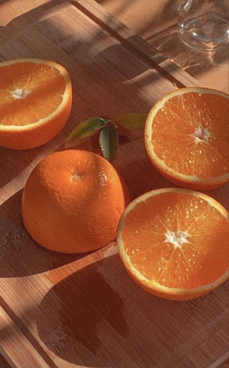 <p>Orangen (die)</p>