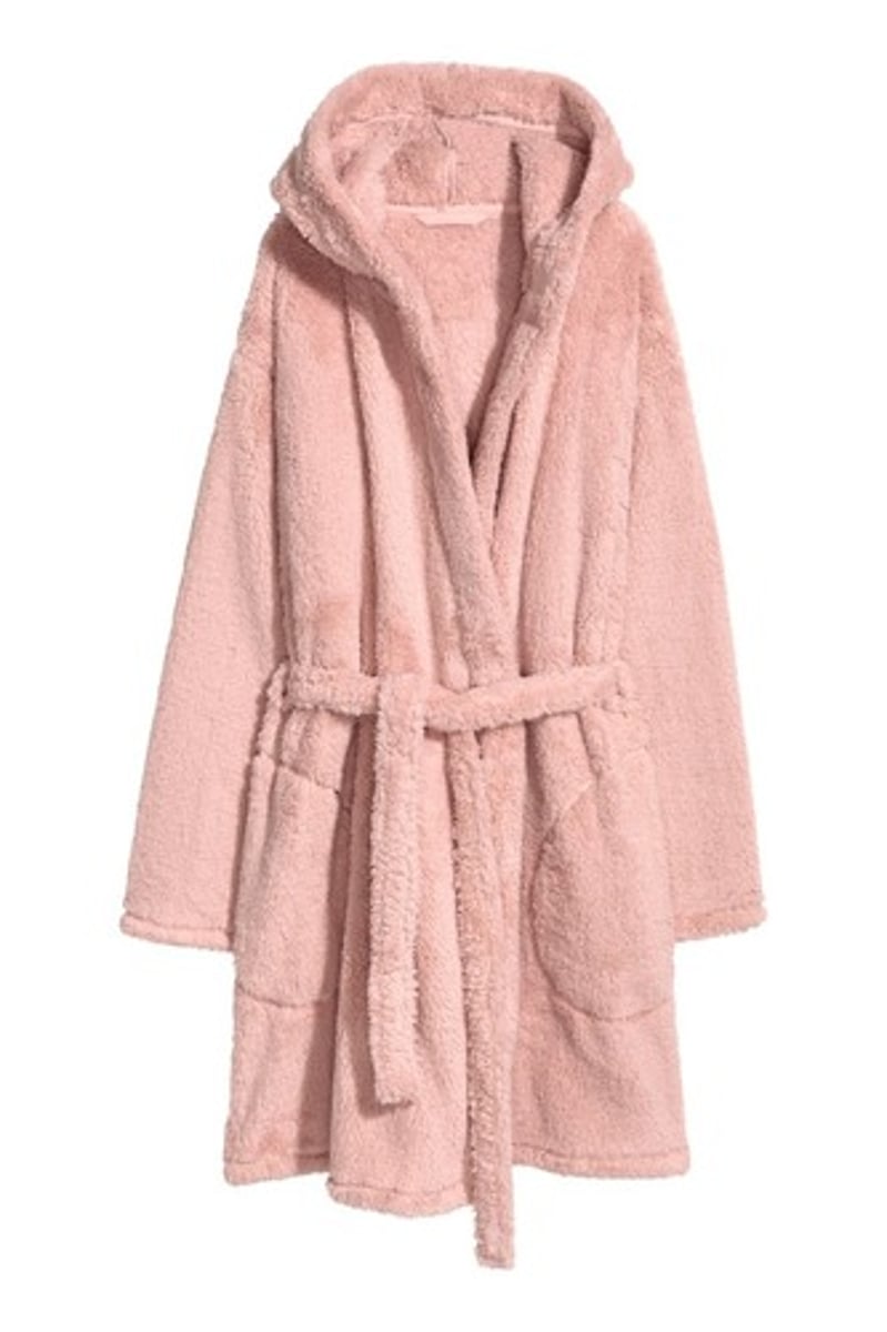 <p>dressing gown</p>