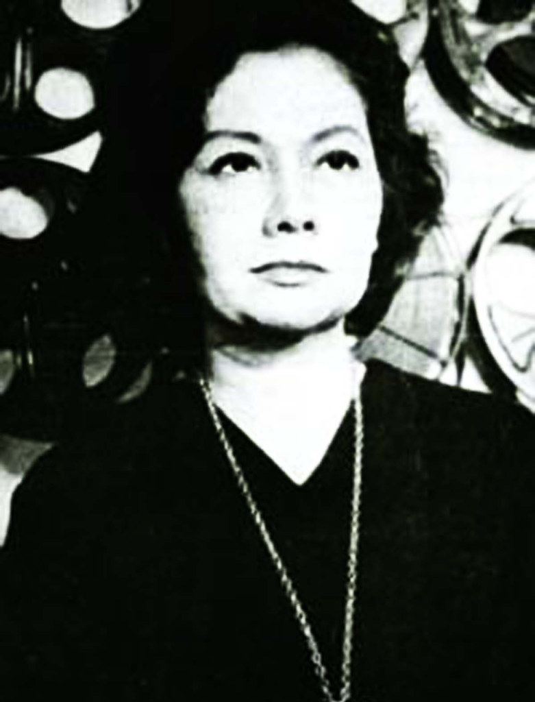 <ul><li><p>“First Lady of Philippine Theater”</p></li><li><p>Co-founded the Barangay Theater Guild, along with her husband, Lamberto Avellana</p></li></ul>