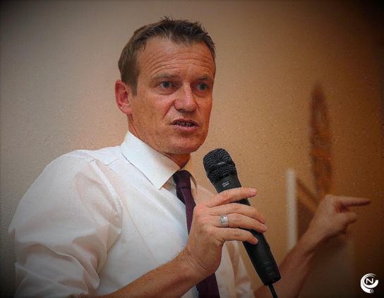 <p>Paul Van Tigchelt (Open Vld)</p>