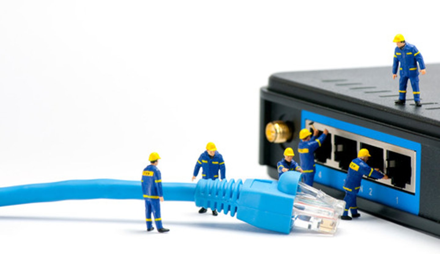 <p>throughput - speed</p><p>Haut Débit (high-speed/broadband)</p>