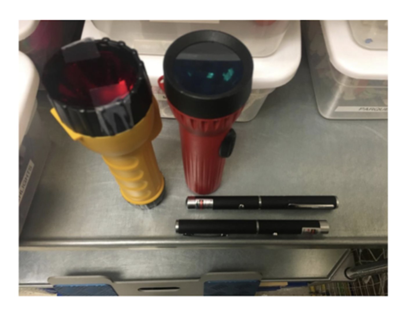 <p>2 flashlights or penlights (red/green)</p>