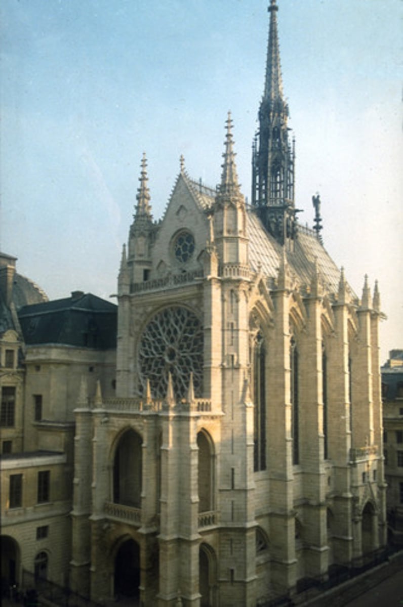 <p>One of the first examples of the rayonnant, or radiating, gothic style. Vast sheetlike windows of brilliant stained glass replaced stone walls, and was widely influential.</p>