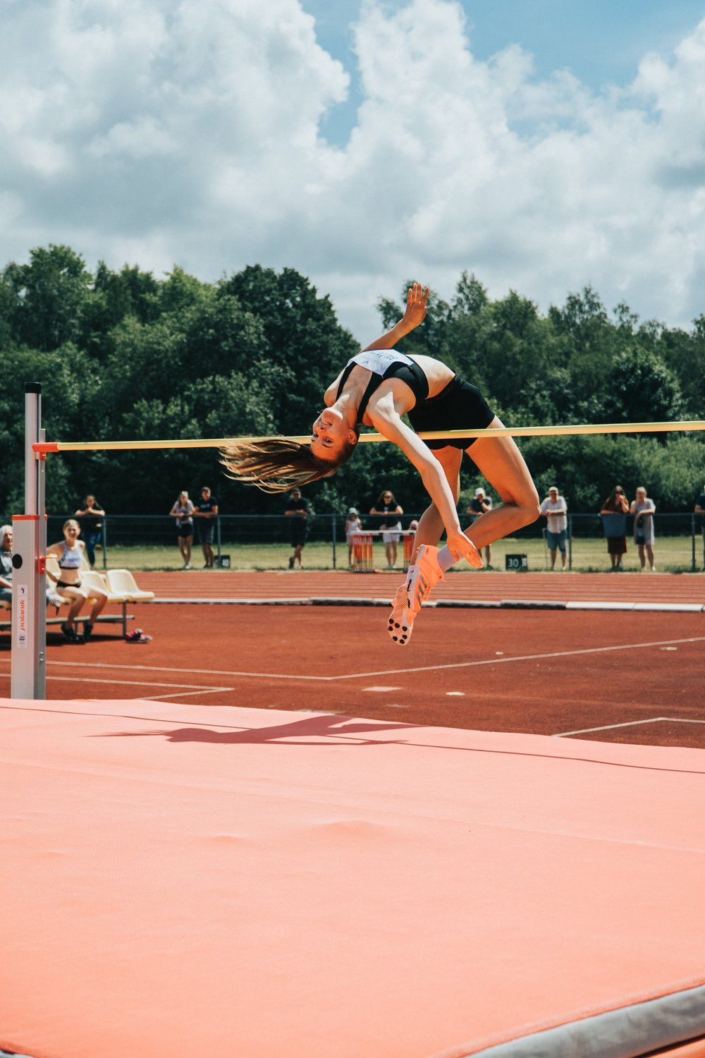<p>high jump</p>
