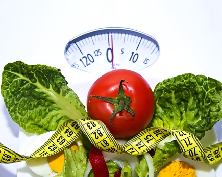 <p>If you eat less food or only one type of food because you have to lose weight, you are on <strong>diet</strong>.</p><p><span>|ˈdaɪət|</span></p><p>Диета</p>