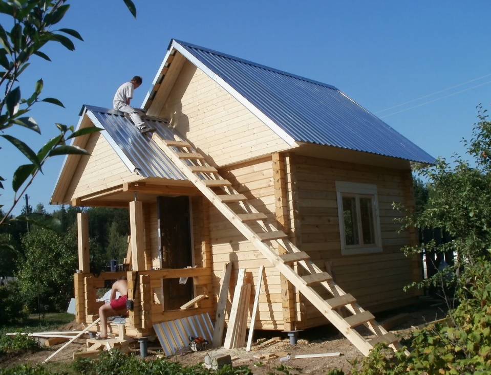 <p>have built, is building</p>