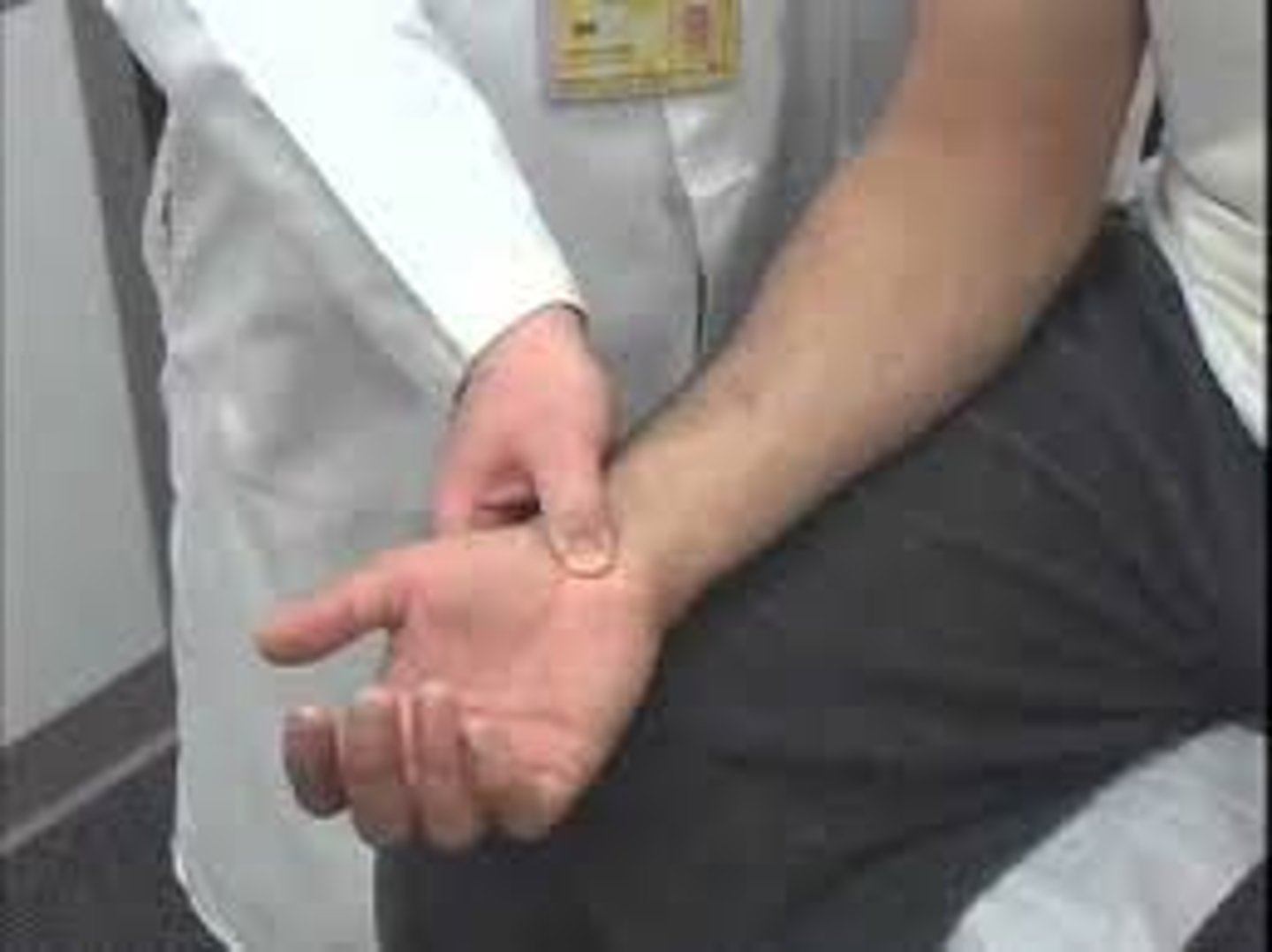 <p>- diagnosis: median nerve compression (carpal tunnel)</p><p>+ = reproduction of symptoms</p>