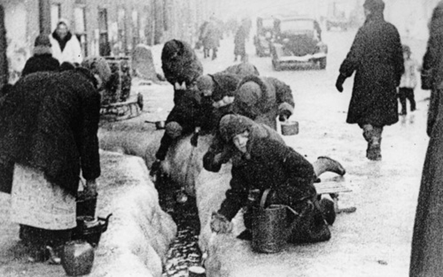 <p>Soviets defended a major city from the Germans in this battle, which lasted 3 years</p>