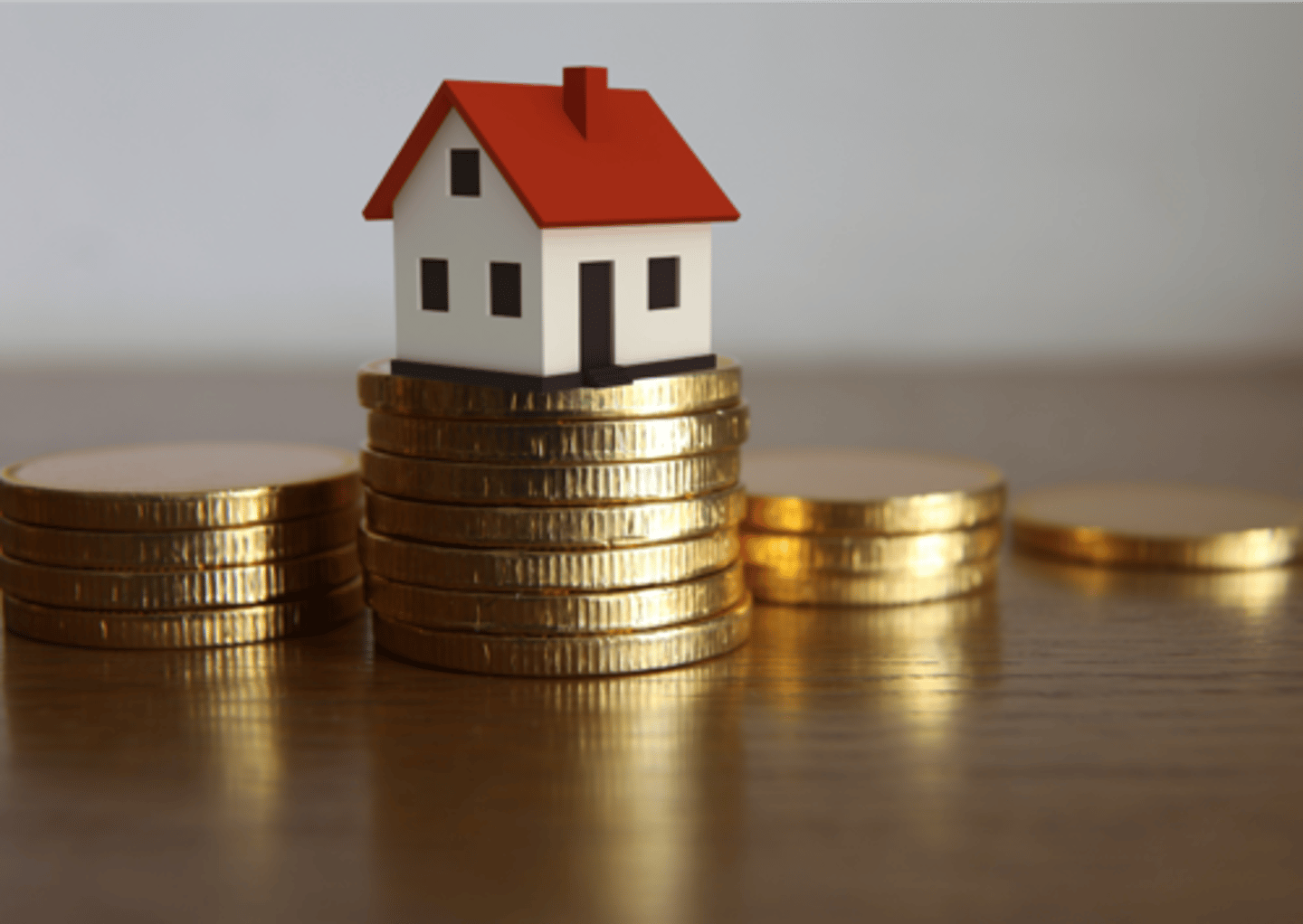 <p>the amount of money that you have to pay for something</p><p>What is the ________ per night for the apartment?</p>