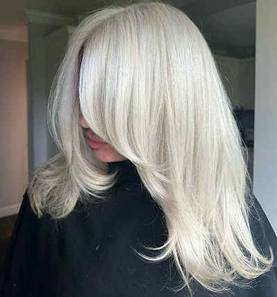 <p>Fair hair</p>