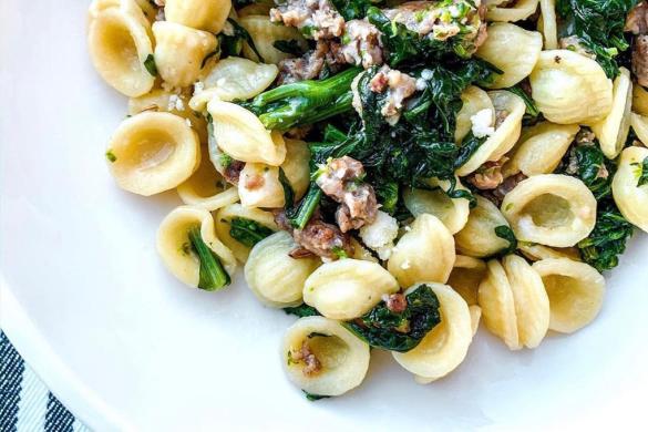 <p>Orecchiette Salsiccia e Rapini</p>