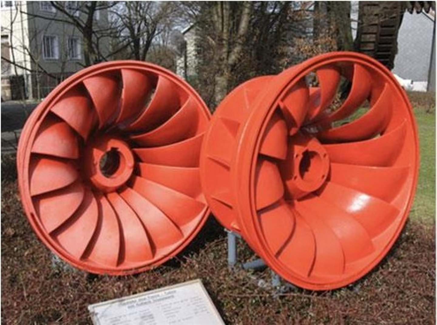 <p>Francis turbine, propellers, and impulse turbine.</p>