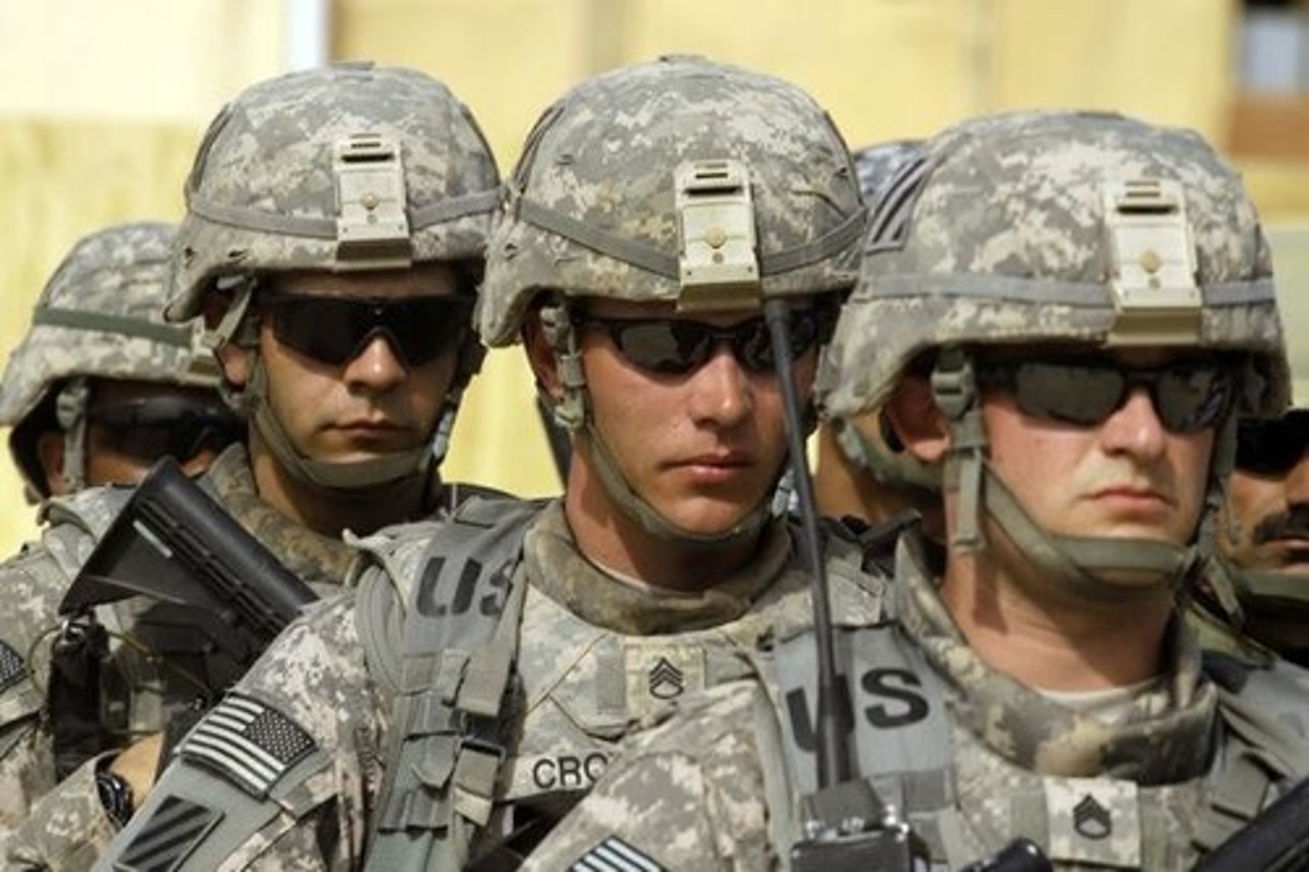 <p>The protection of a whole country against foreign attack.</p>
