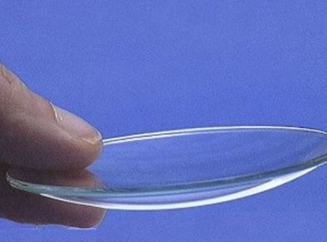<p>used to hold a small amount of solid, such as the product of a reaction</p>