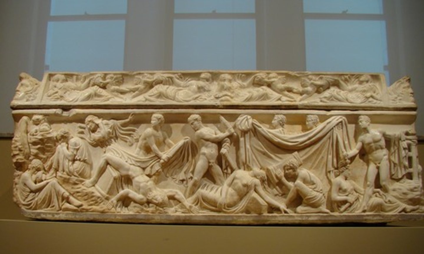 <p>heir to a long Roman tradition that celebrated the past by preserving images of the dead</p>