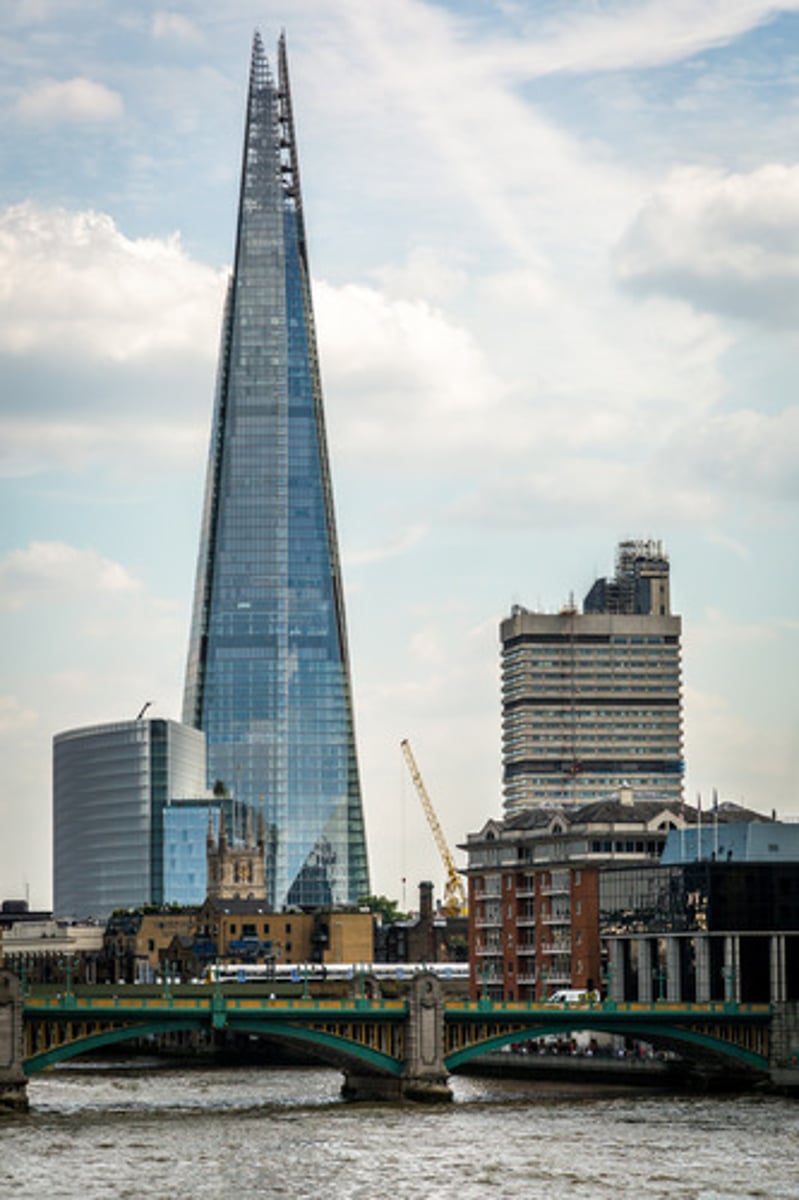 <p>London, tallest building in the EU</p>