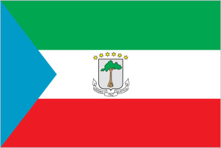 <p>Green = the natural resources, agriculture and jungles of the country. </p><p>Blue = the sea, which connects the mainland with the islands. </p><p>White = peace. </p><p>Red = the bloodshed by the fighters for independence.</p><p>Six stars = mainland + five islands.</p><p>Unidad, Paz, Justicia = national motto: "Unity, Peace, Justice."</p><p>A silk-cotton tree, or Ceiba = it is considered that under a silk-cotton tree a treaty was signed between Spain and a local ruler that marked the beginning of the colonial rule.</p>