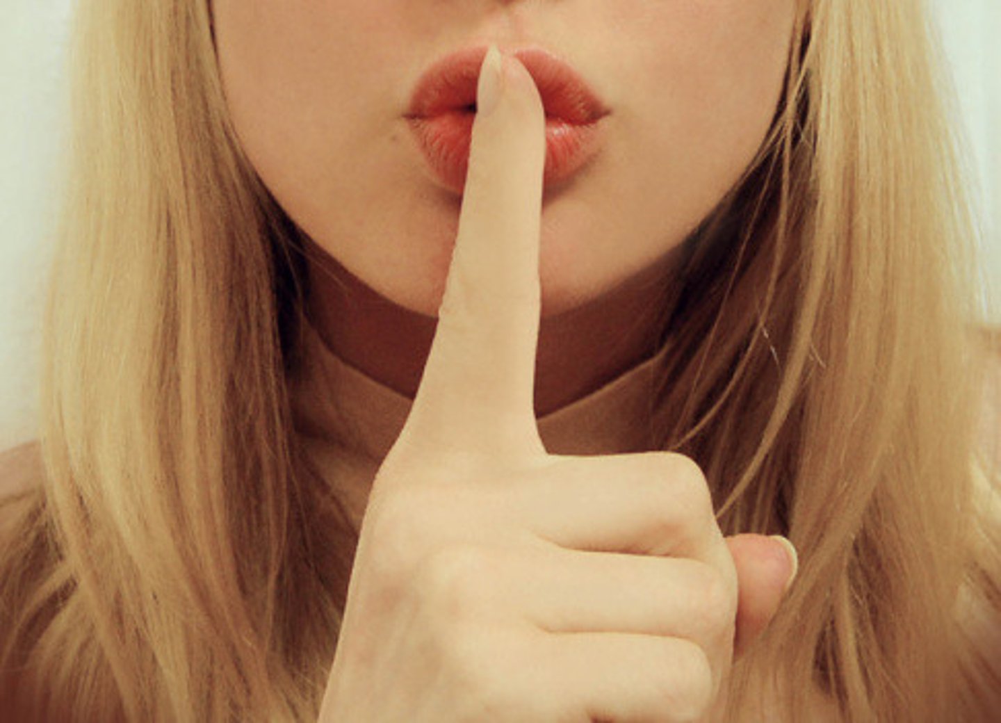 <p>the quality of being careful and cautious in one's speech or actions to avoid causing offense, drawing attention, or revealing private information.<br><br>"She was discreet about sharing details of her friend's personal struggles."</p>