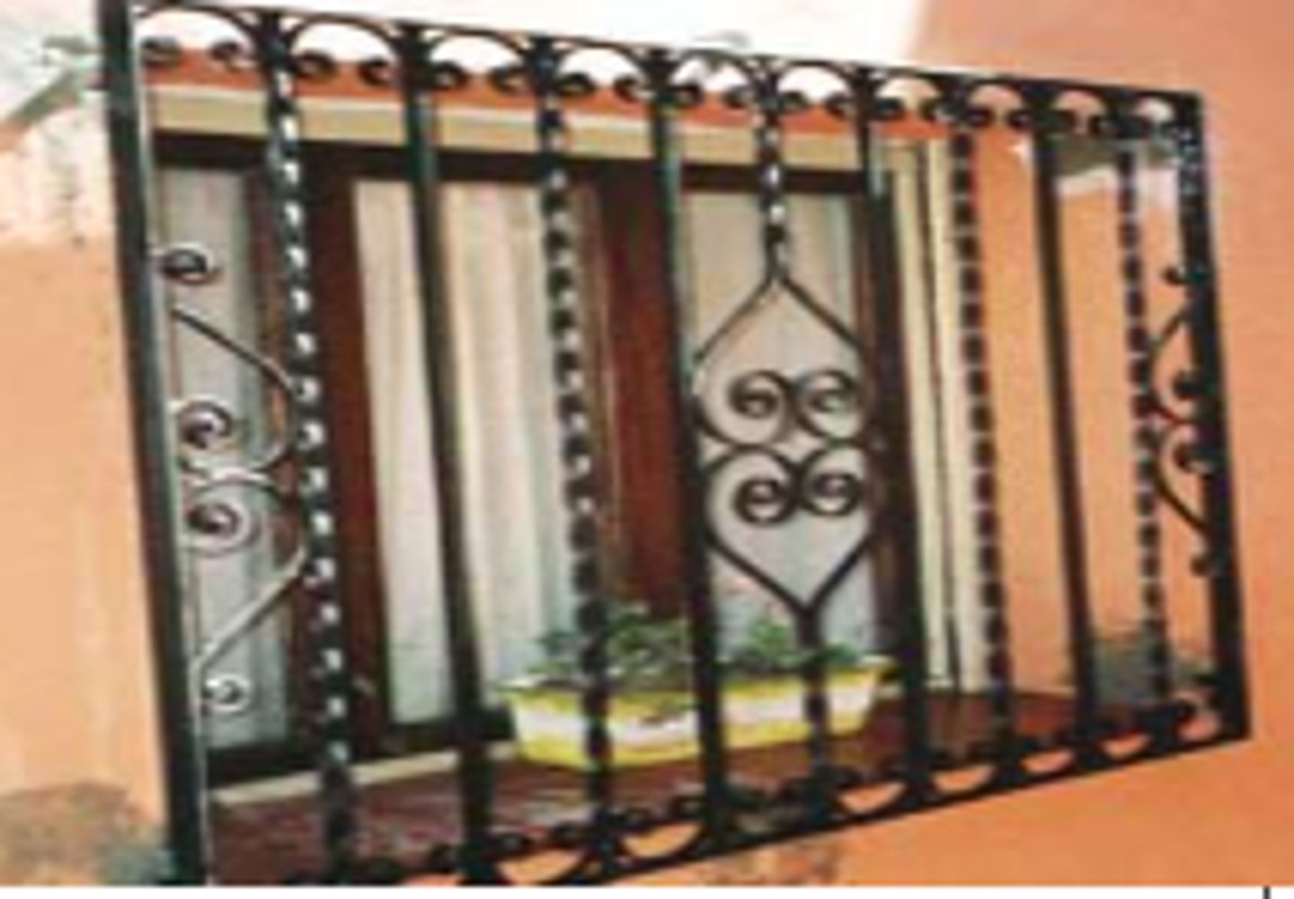 <p>railing / grille</p>