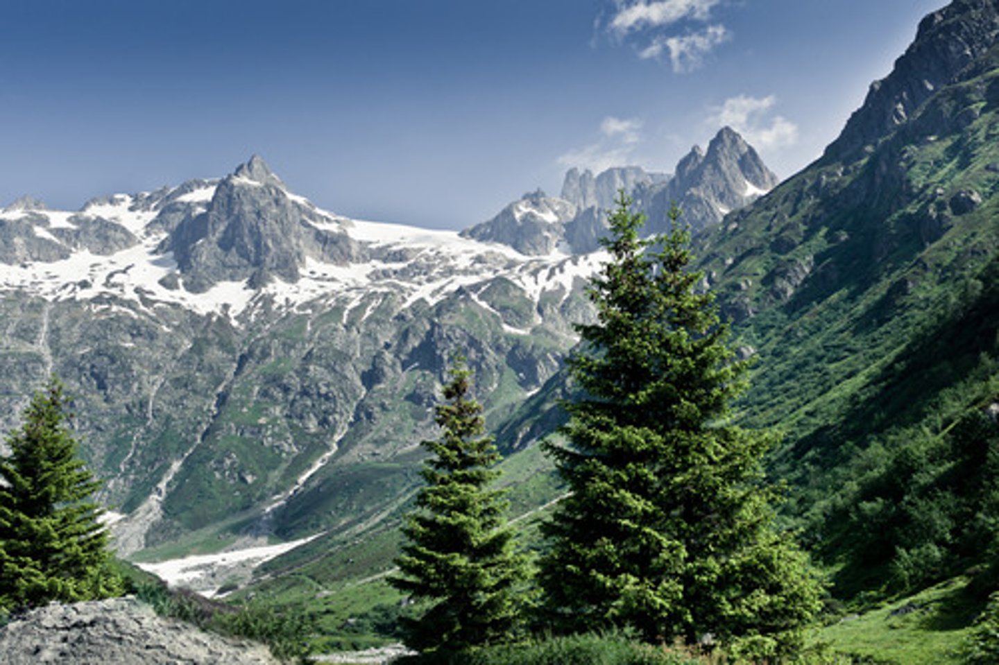 <p>shān qū - mountain area</p>