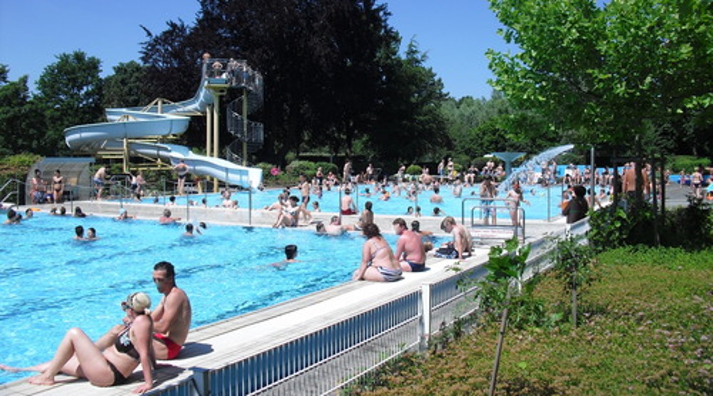 <p>hier kann mit schwimmen</p>