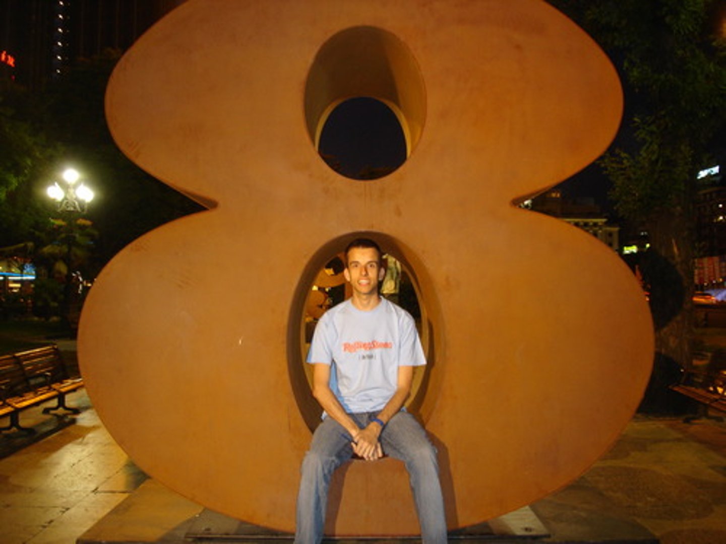 <p>8</p>