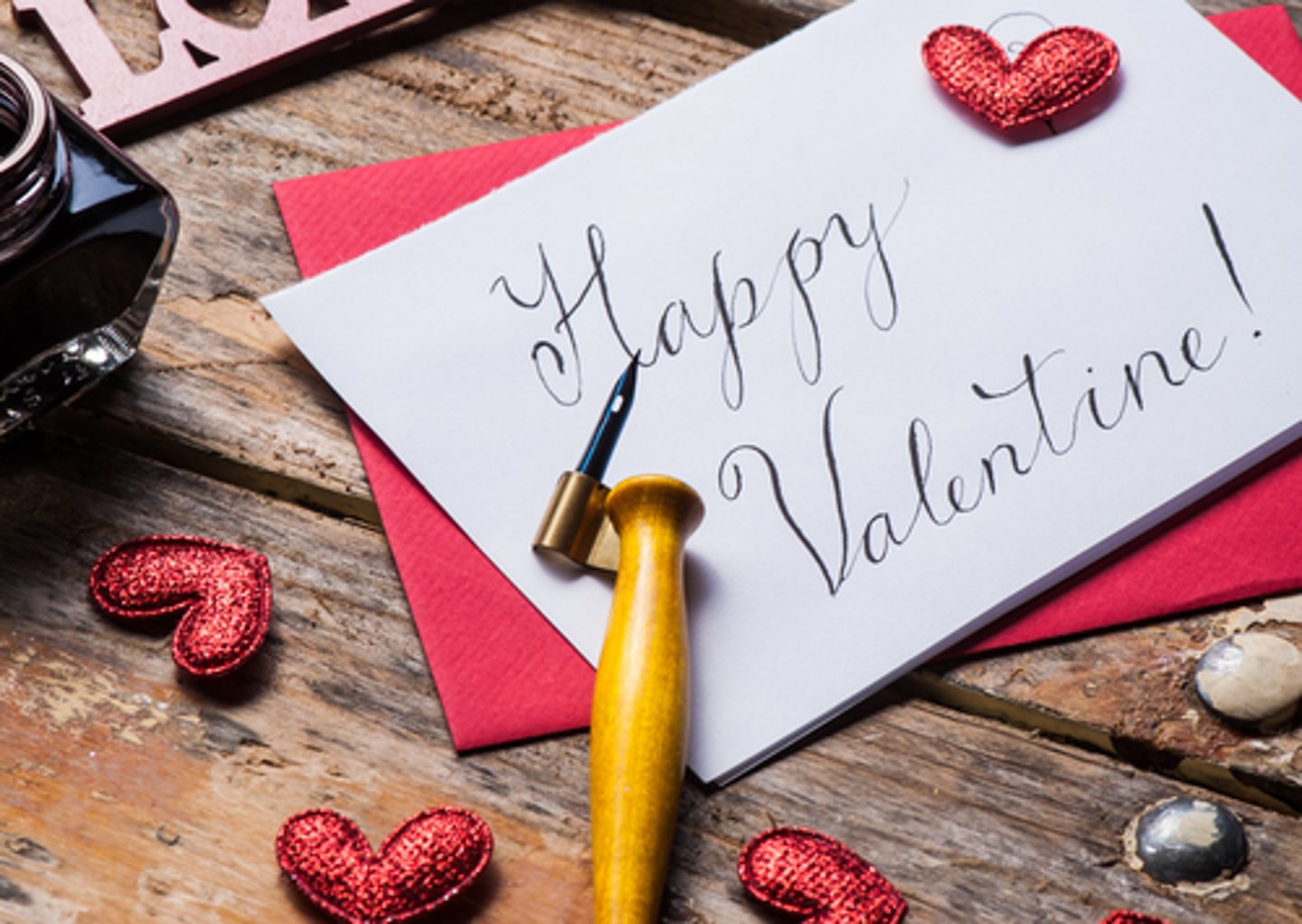 <p>Miranda always writes something sweet, so she sent me a _____________________ this year.</p>