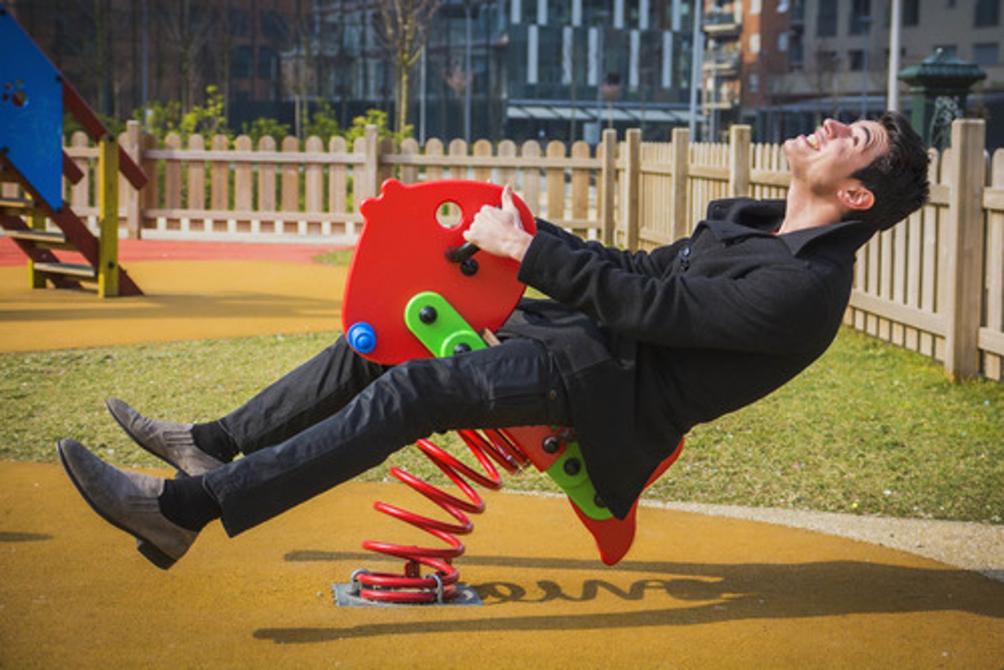 <p>Oyalanmak/Boş iş yapmak</p>