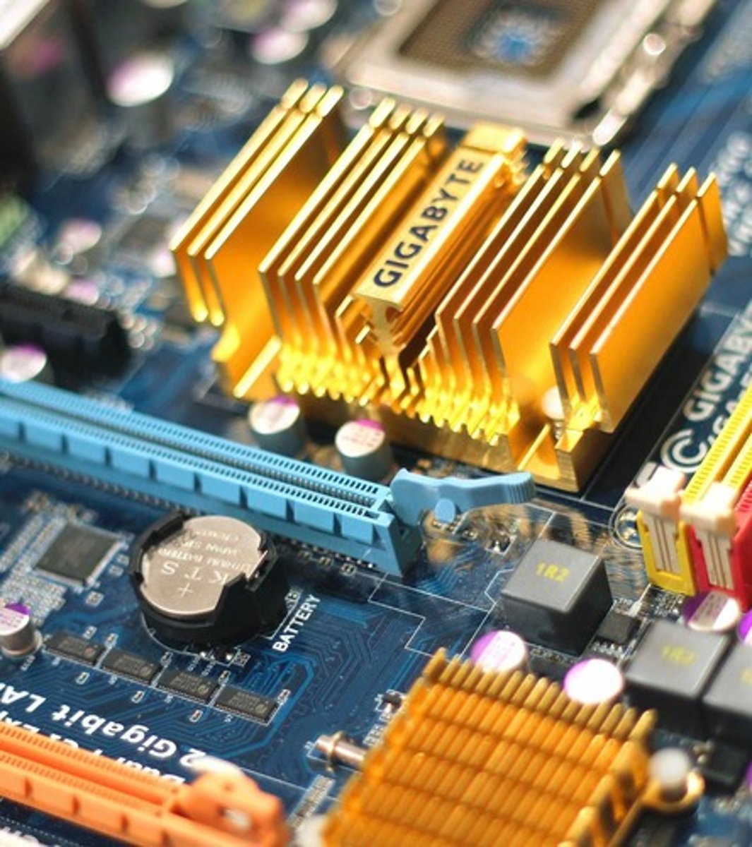 <p>Connects all components of a computer and supports communication between different electrical components.</p>