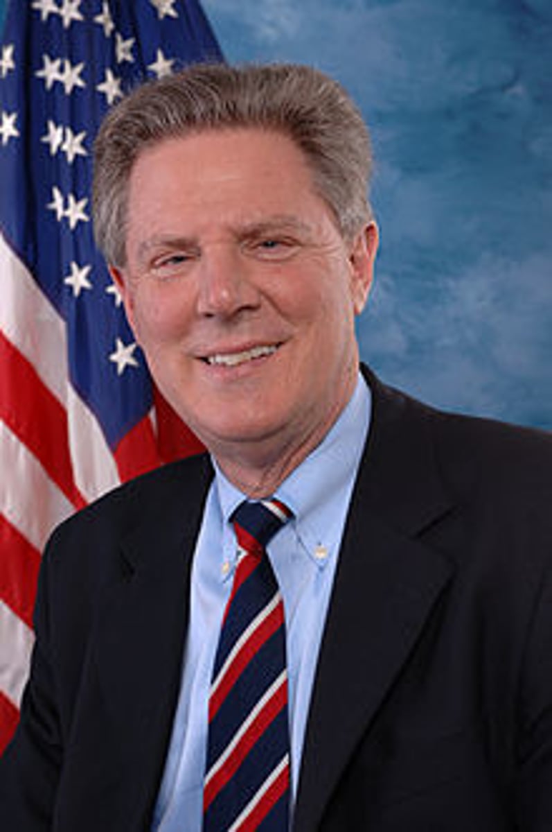 <p>Frank Pallone Jr (NJ-06)</p>