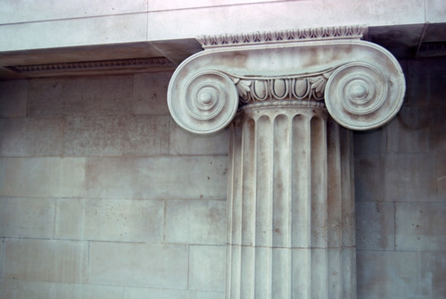 <p>The volute capitals were smaller and the ornaments around the next were omitted. The volutes were something repeated on all four sides.</p>