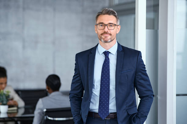 <p><strong>businessman</strong></p><p>/ˈbɪznəsmæn/ Noun</p>