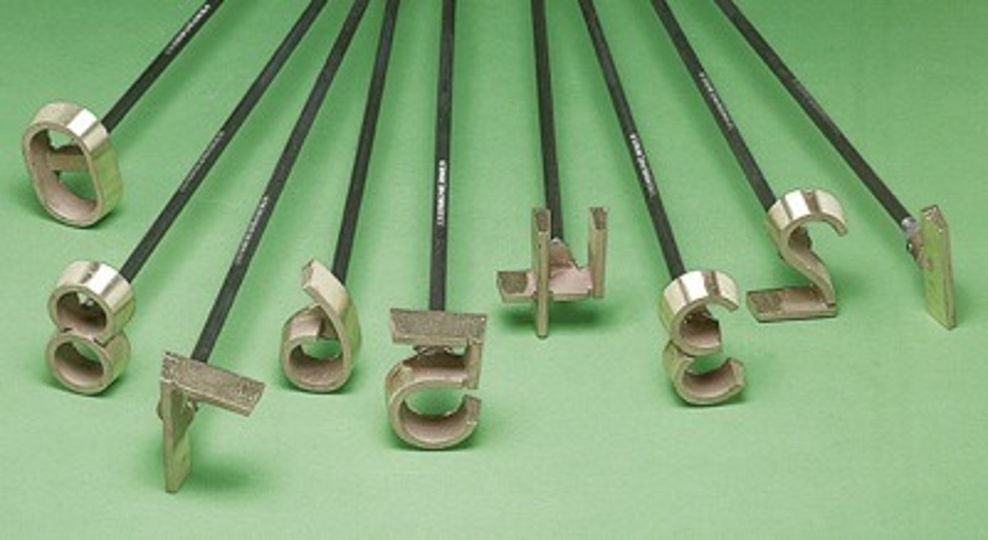 <p>To identify an animal permanently by placing numbers, letters, or designs on the animal's shoulder or hip.</p>