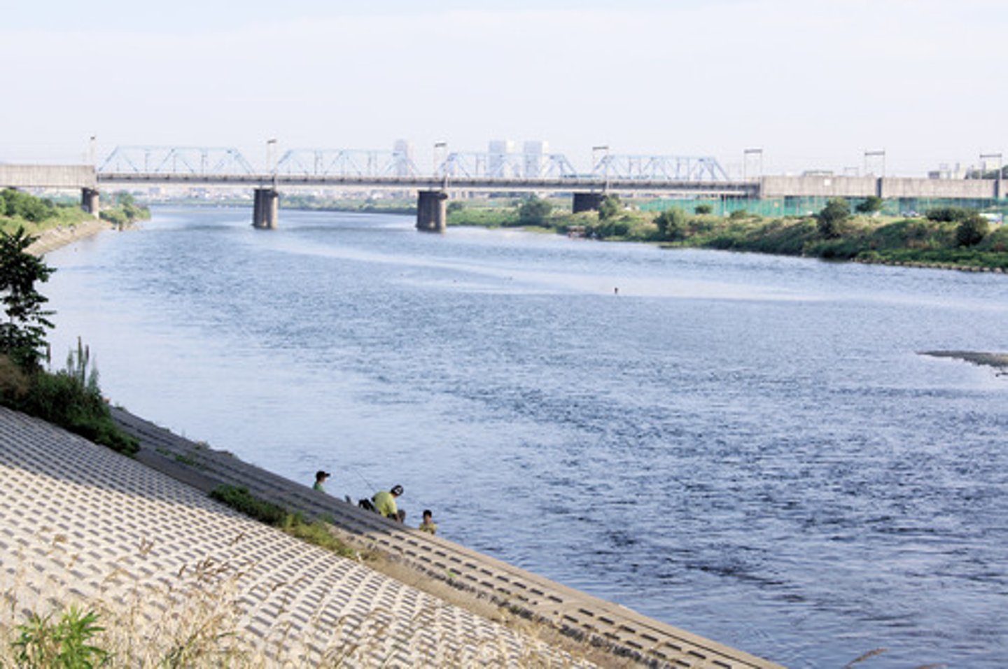 <p>chuān - river</p>